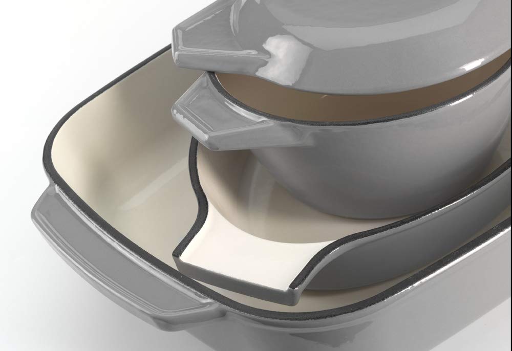 Samuel Groves Enamel Cast Iron Oval Casserole Dish with Lid – 27.5cm / 3 Litre - Premium Kitchen from Chabrias Ltd - Just £89.99! Shop now at Chabrias Ltd
