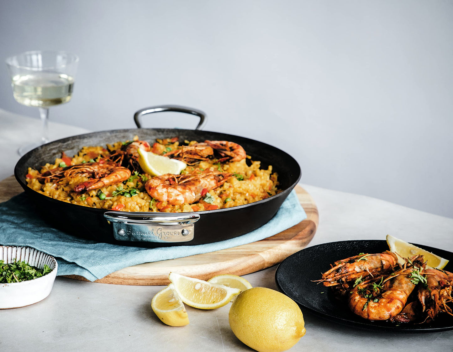Samuel Groves Professional Seasoned Carbon Steel Range Frying Pan, Balti Dish, Paella Pan and BBQ Melting Pot, Indestructible Construction for Cooking Any Dish UK Made - Premium Kitchen from Samuel Groves - Just £33.25! Shop now at Chabrias Ltd