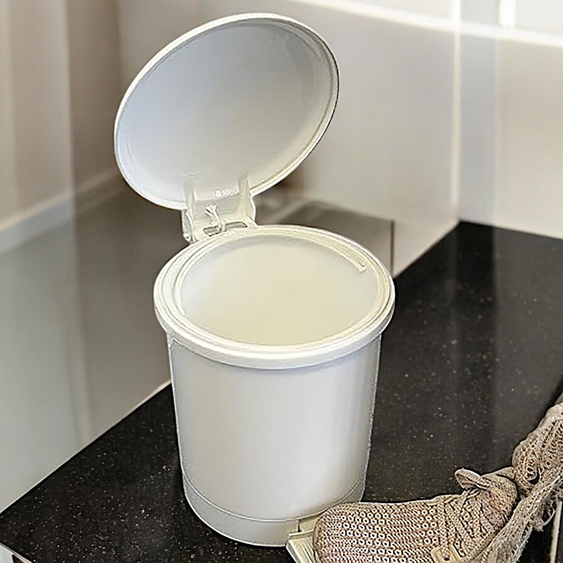 Chabrias Ltd White Waste Bin With Removable Liner, 3-40 Litre, Recycling Bin, Commercial Utility Waste, Pedal Bin, Indoor Bins For Kitchen, White Bin, Office Bin - Premium Home from Chabrias Ltd - Just £123.49! Shop now at Chabrias Ltd