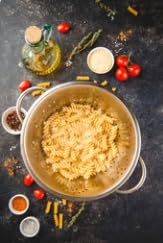 Stainless Steel Colander with Two Robust Handles - Heavy Duty and Efficient Draining - Premium Kitchen from Samuel Groves - Just £7.59! Shop now at Chabrias Ltd