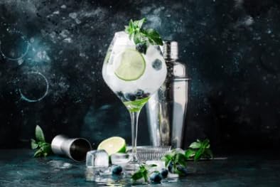 Premium 24 Ounce (750ml) Stainless Steel Cocktail Shaker with Built-in Bartender Strainer - Essential Mixology Bar Set Accessories - Premium Kitchen from Chabrias Ltd - Just £8.54! Shop now at Chabrias Ltd