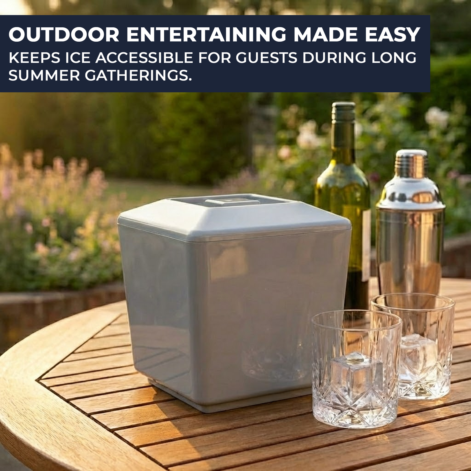 Insulated square ice bucket with drip tray for keeping ice fresher longer