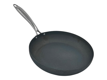 Chabrias Ltd 12"/26cm Pre-Seasoned Carbon Steel Frying Pan Omelette Pan UK Made - Premium Kitchen from Chabrias Ltd - Just £29.99! Shop now at Chabrias Ltd