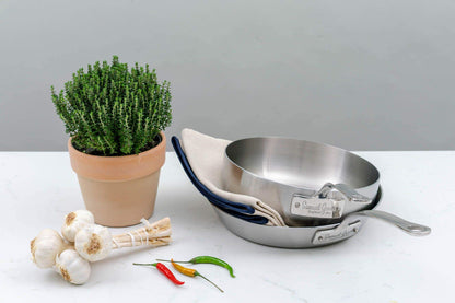 Samuel Groves - Classic Stainless Steel Tri-Ply Frying Pan - Rapid Heat Distribution - Suitable for All Hobs, Including Induction Made in England - Premium Kitchen from Samuel Groves - Just £66.50! Shop now at Chabrias Ltd
