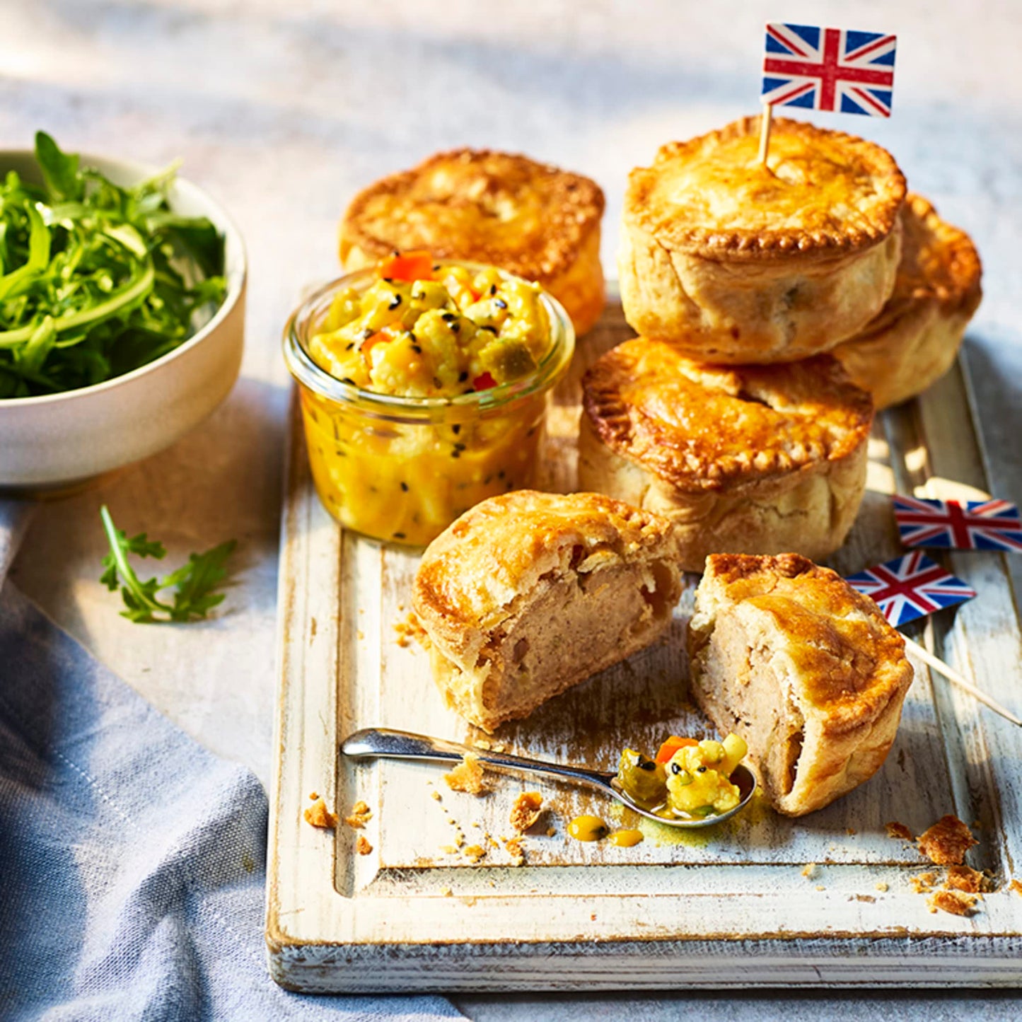 4 x Non-Stick Mini Pie Tins (4”) - Premium Kitchen from Samuel Groves - Just £8.54! Shop now at Chabrias Ltd