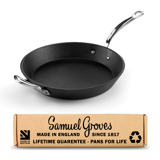 Britannia 24cm cast iron frying pan made in Great Britain by Samuel Groves