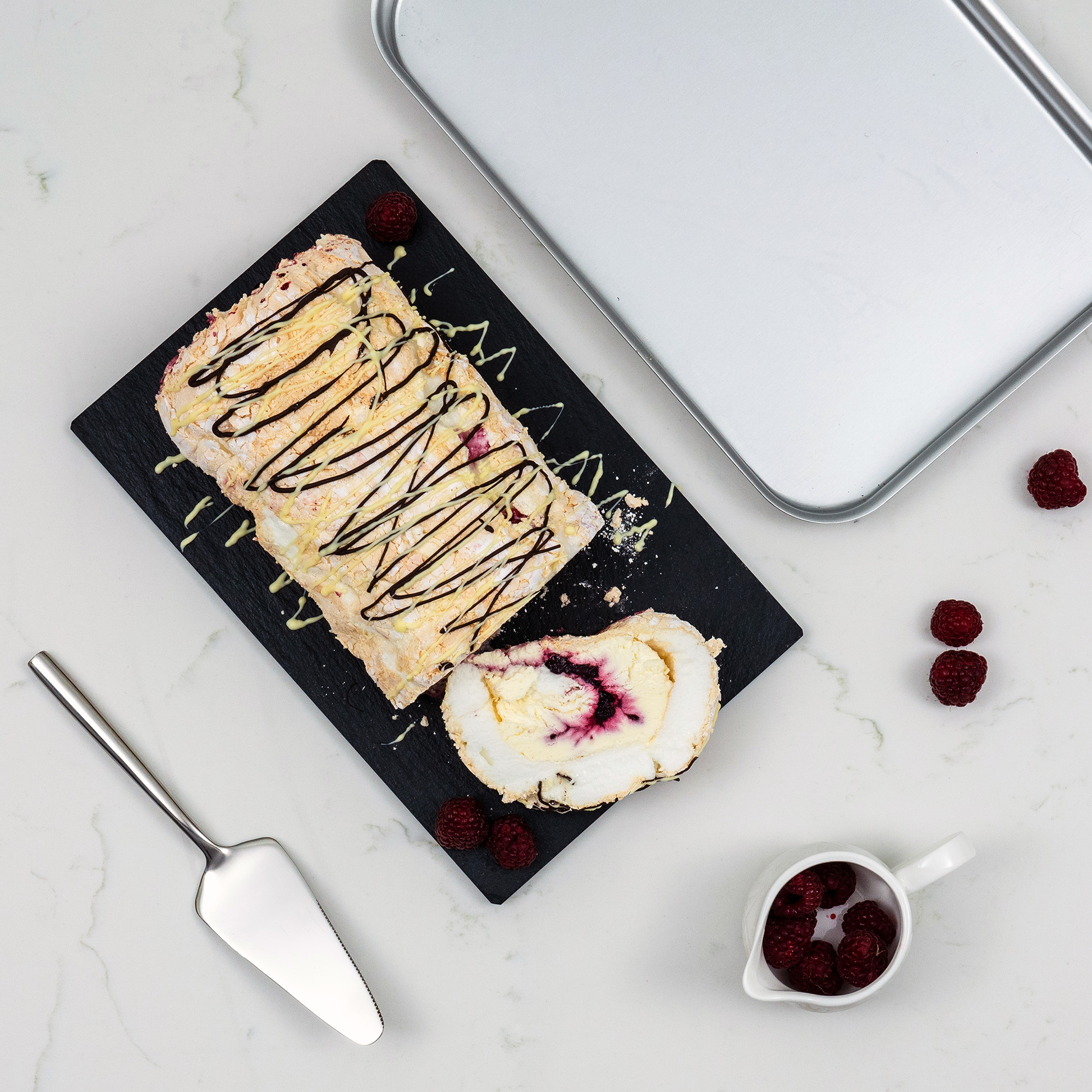 Silver Anodised Aluminium Baking Tray – 16" – Made in England - Premium Kitchen from Mermaid - Just £33.99! Shop now at Chabrias Ltd