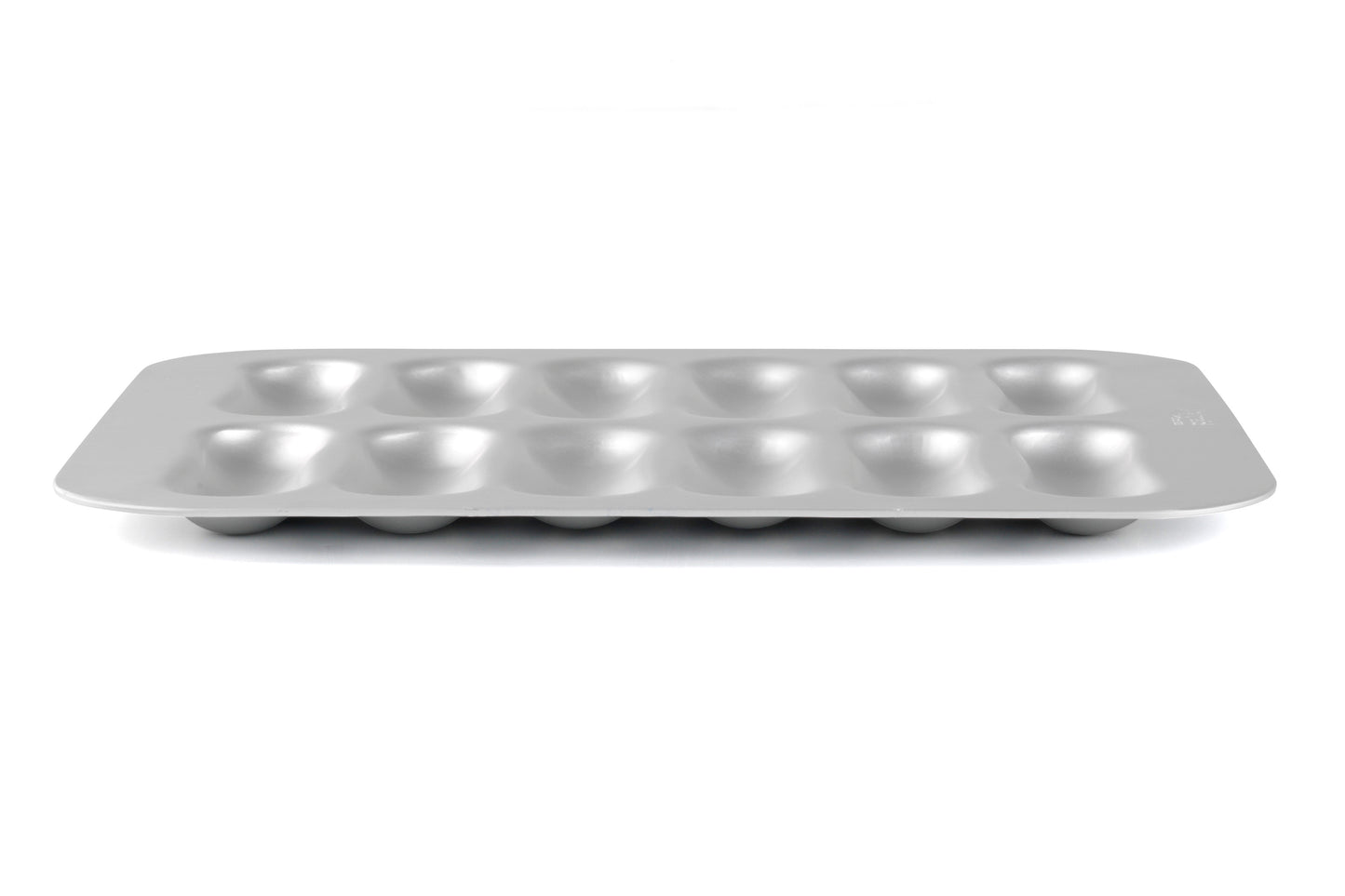 Silver Anodised Eclair Tin – 12 Hole – Made in England - Premium Kitchen from Mermaid - Just £24.99! Shop now at Chabrias Ltd