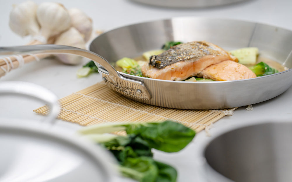Samuel Groves - Classic Stainless Steel Tri-Ply Frying Pan, 28cm - Premium Kitchen from Samuel Groves - Just £101.99! Shop now at Chabrias Ltd