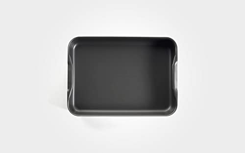 Roasting Dish With Handles, 16"